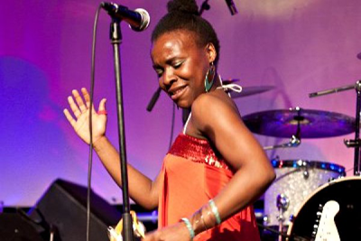 Konzert mit Carmen Brown und AMKSa. 21.11.2015 21.00 Uhr