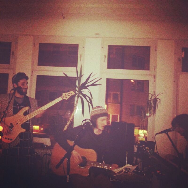 Konzert mit Barop/Ameisenbär und RedSesSa. 08.11.2014 20.00 Uhr