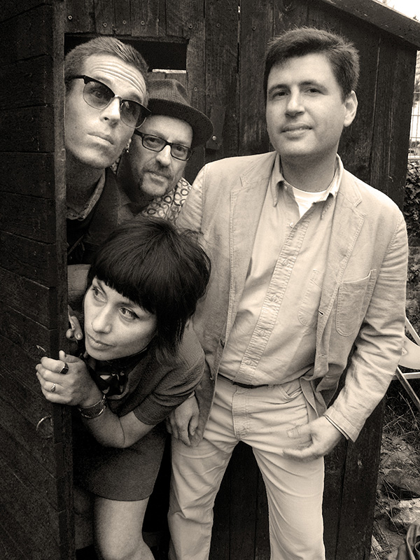 Rock und Indie mit Elvis Pummel, Ritalin Ray und Jonah Gold & his Silver ApplesSa. 09.03.2013 20.00 Uhr