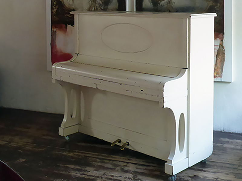 Welcome back, white piano! Sa. 14.12.2019 – 19:00 Uhr